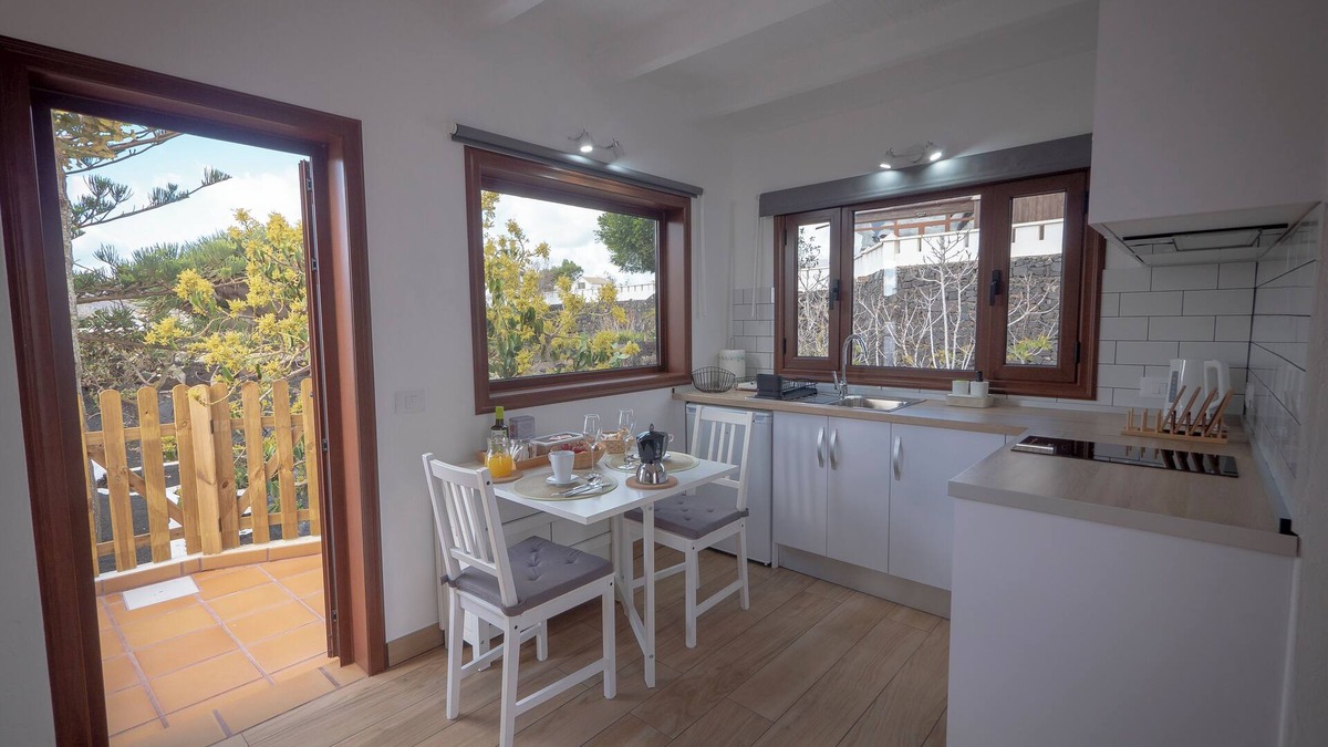 San Bartolome House | EL CABEZO VOLCANIC HOUSE