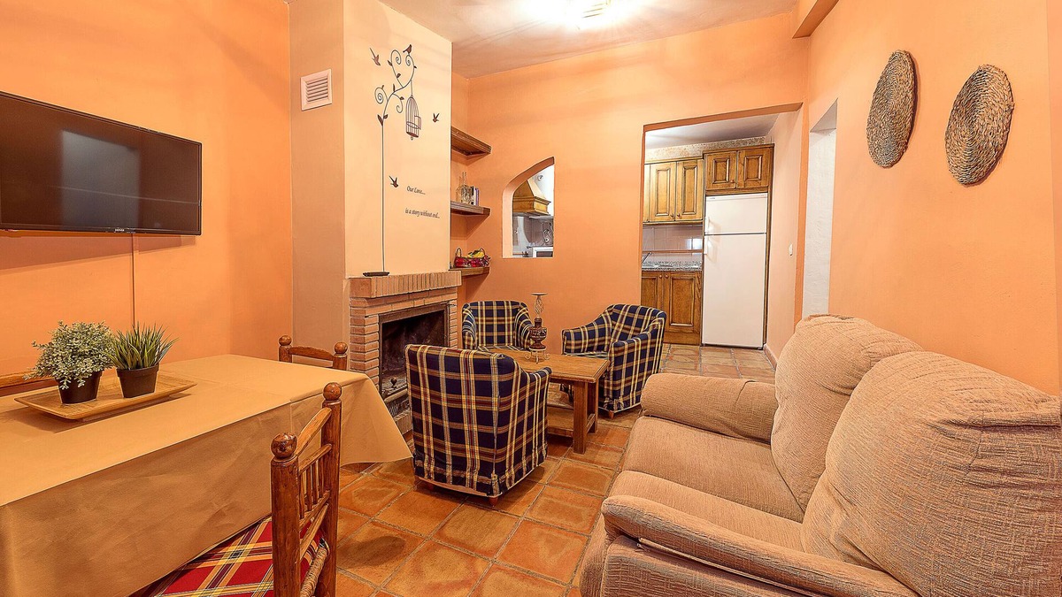 Huetor Santillan House | EL CIPRÉS/CASERÍO DEL COLMENAR HOUSE