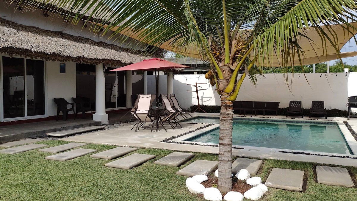 Monterrico Ski Chalet | El Colibri Beach Monterrico Guatemala