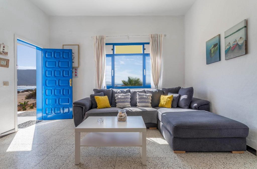 Caleta de Sebo House | El Graciosero