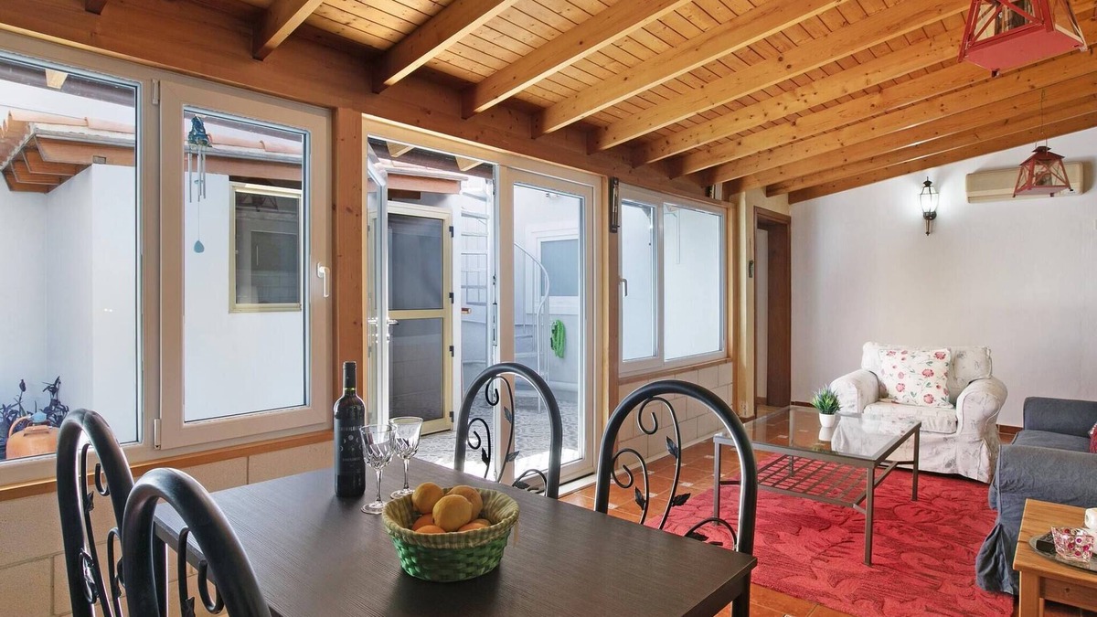 San Miguel de Abona Cottage | El Majuelo Typical House, 2 Rooms, Fiber, Solarium
