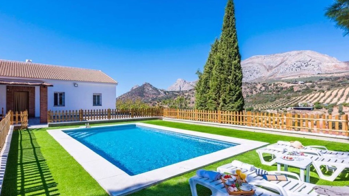 Alora Cottage | El Olimpo cottage next to the king's path and the jet beautiful views