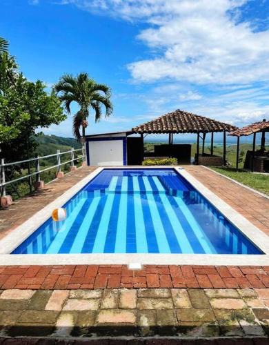 Guadalajara de Buga House | EL PAILON FINCA