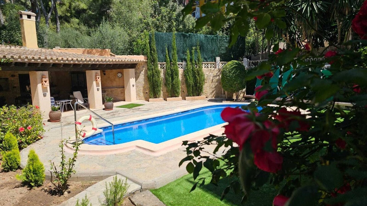 Peguera Villa | El Ranchito, villa in Paguera, Majorca, quiet area, with swimming pool and barbecue.