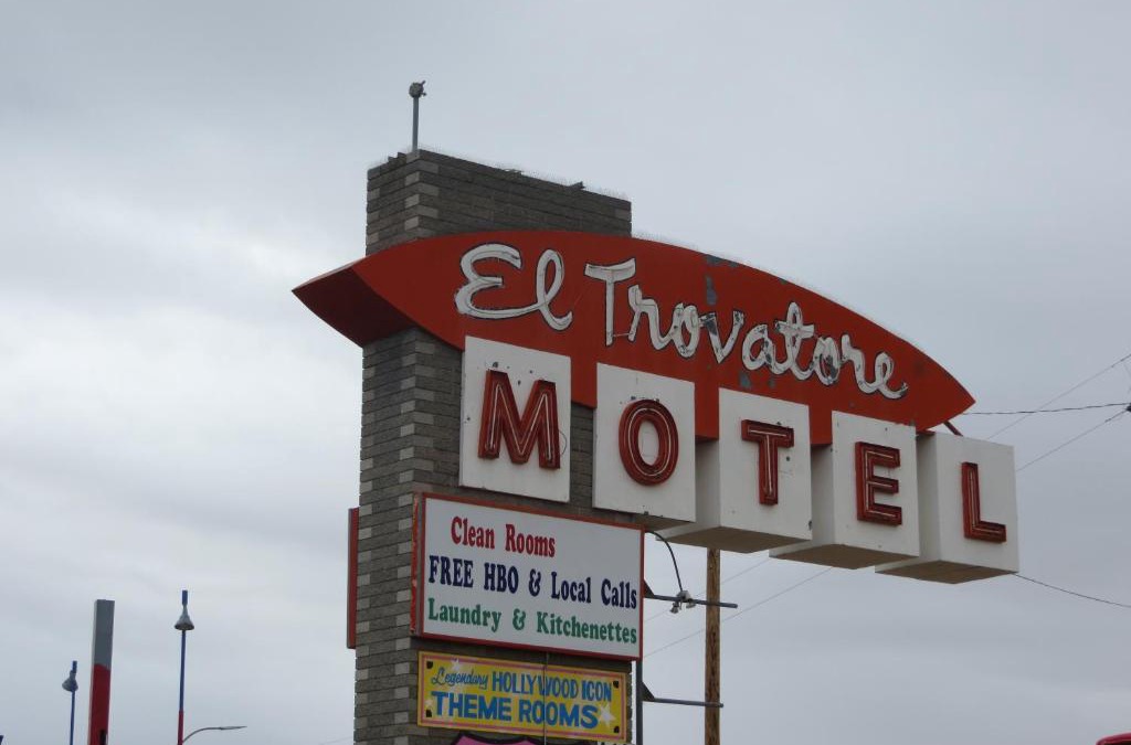 Kingman Hotel | El Trovatore Motel