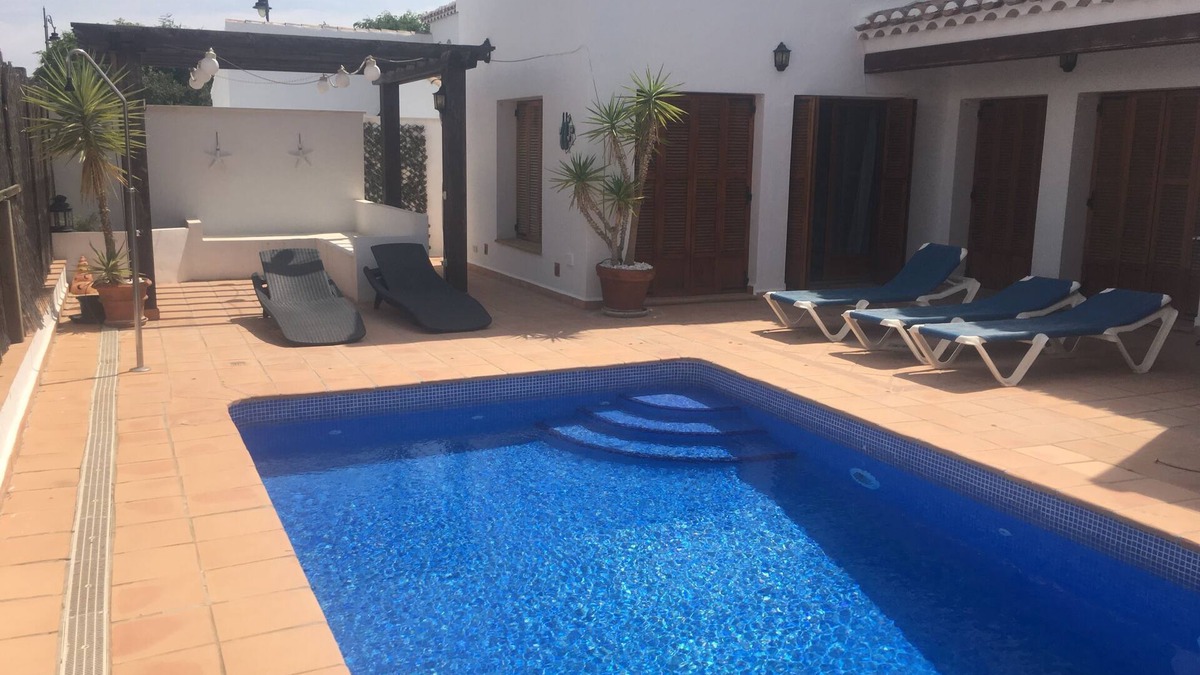 Banos y Mendigo House | EL VALLE VILLA FOR RENT. EL VALLE GOLF RESORT 4 BEDROOM VILLA, HEATED POOL