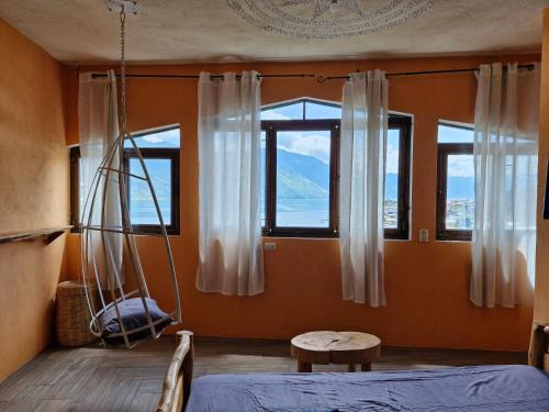 San Pedro La Laguna Apartment | El Viajero Rooms
