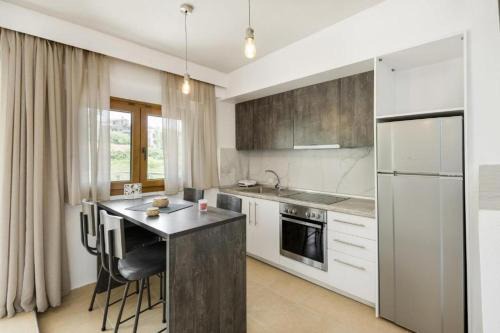 Siviri Apartment | Elani-ElaiaVillas