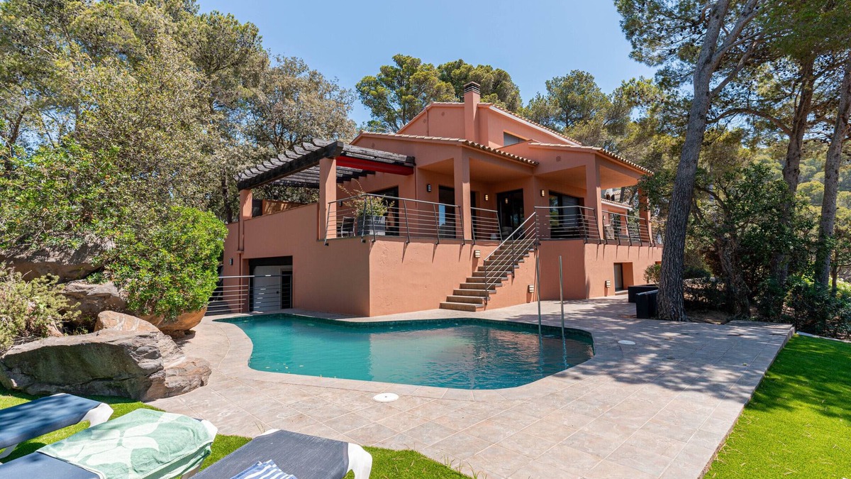 Llafranc Villa | Eleanor´s house, wonderful spacious villa in Llafranc