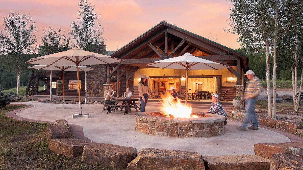 Paonia Cabin | Electric Mountain Lodge: Remodeled/Views/Restaurant/Bar/Events/Snowmobiles | 1