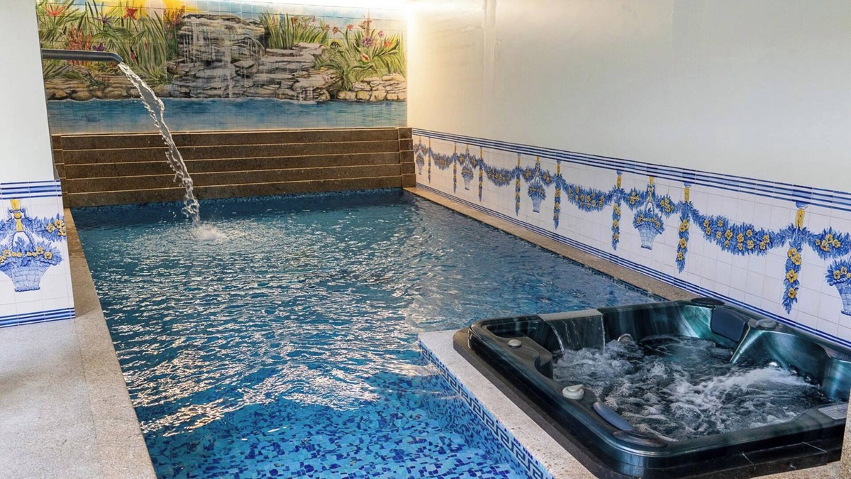 Pacos De Ferreira Hotel | Elegância & Carros Hotel