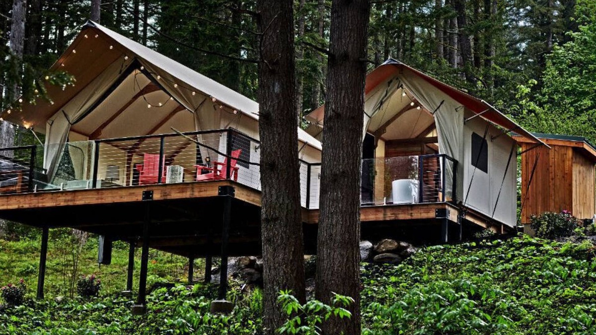 Stevenson House | Elegance in the Wild | Glamping in Washington