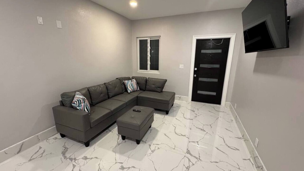 Bahamas Terrace Apartment | Elegant 2 bed-2 bath