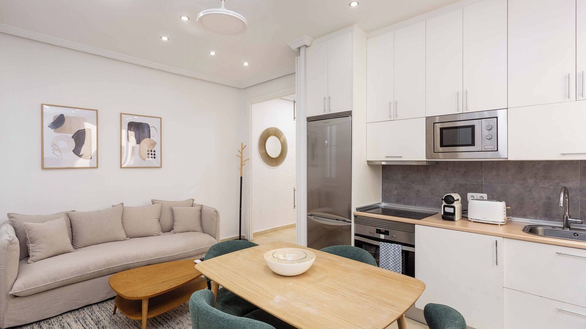 Goya Apartment | Elegant 2BR/2BA Apartment – Salamanca District
