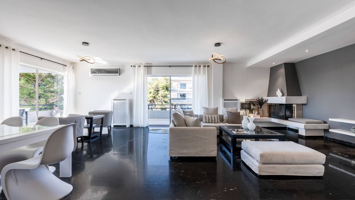 Glyfada Apartment | Elegant 3 dbrm apt iin the Heart of Glyfada