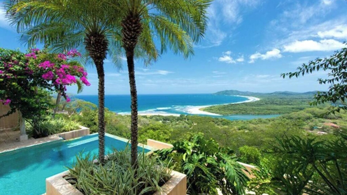Tamarindo House | Elegant 4 bedroom home with spectacular views