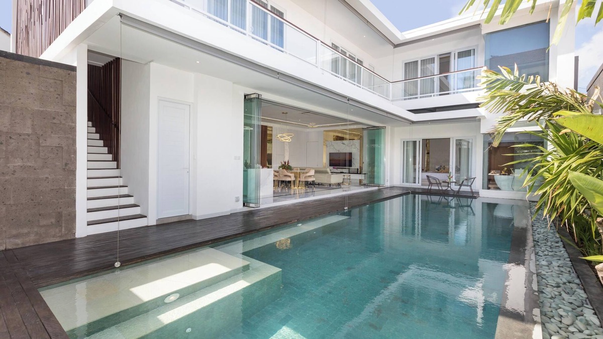 Dewi Sri Villa | Elegant, 4-Bedroom Villa in Legian
