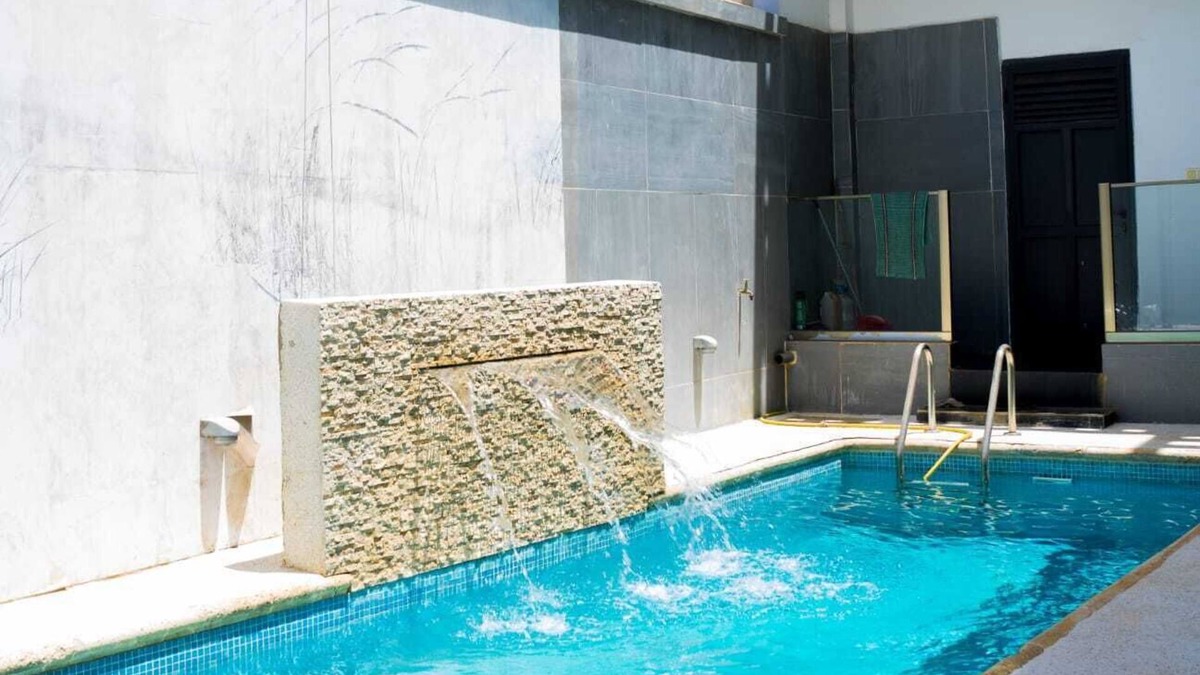 Ngaparou Villa | Elegant 4BR Oasis w/pool, piano & rooftop with jacuzzi in peaceful Ngaparou