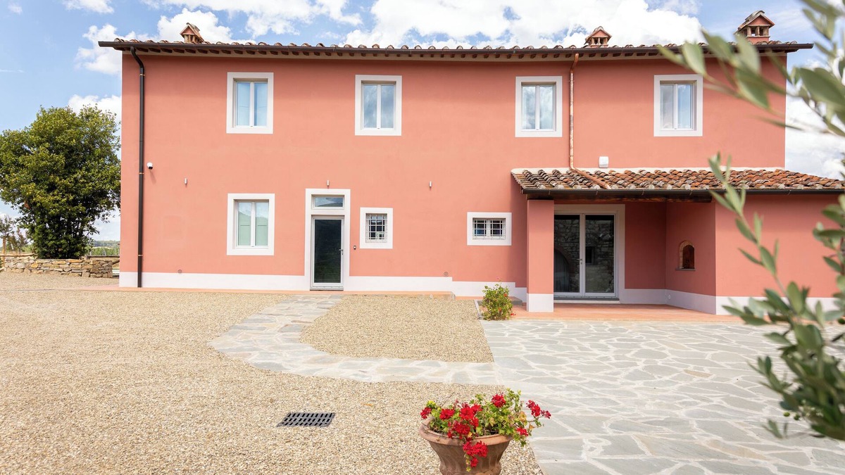 Le Bolle Villa | Elegant 5-Bedroom Villa in Chianti with A/C and Vineyard Views