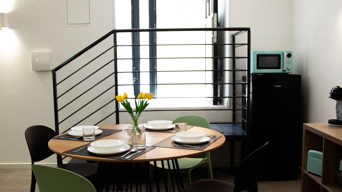Vomero Apartment | Elegant accommodation Chiaia area, Comfortable, bright, newly renovated