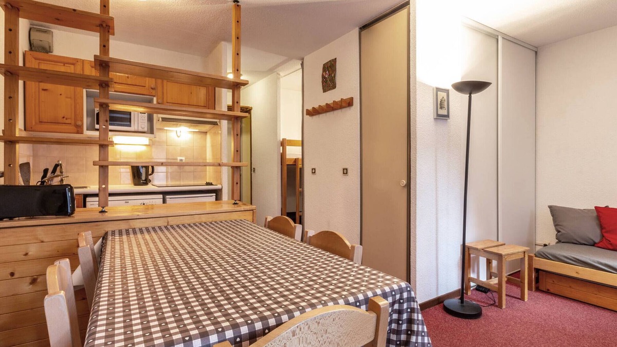 Le Cret Apartment | Elegant and quiet studio in Val-d'Isère, near the center, no WIFI or parking
