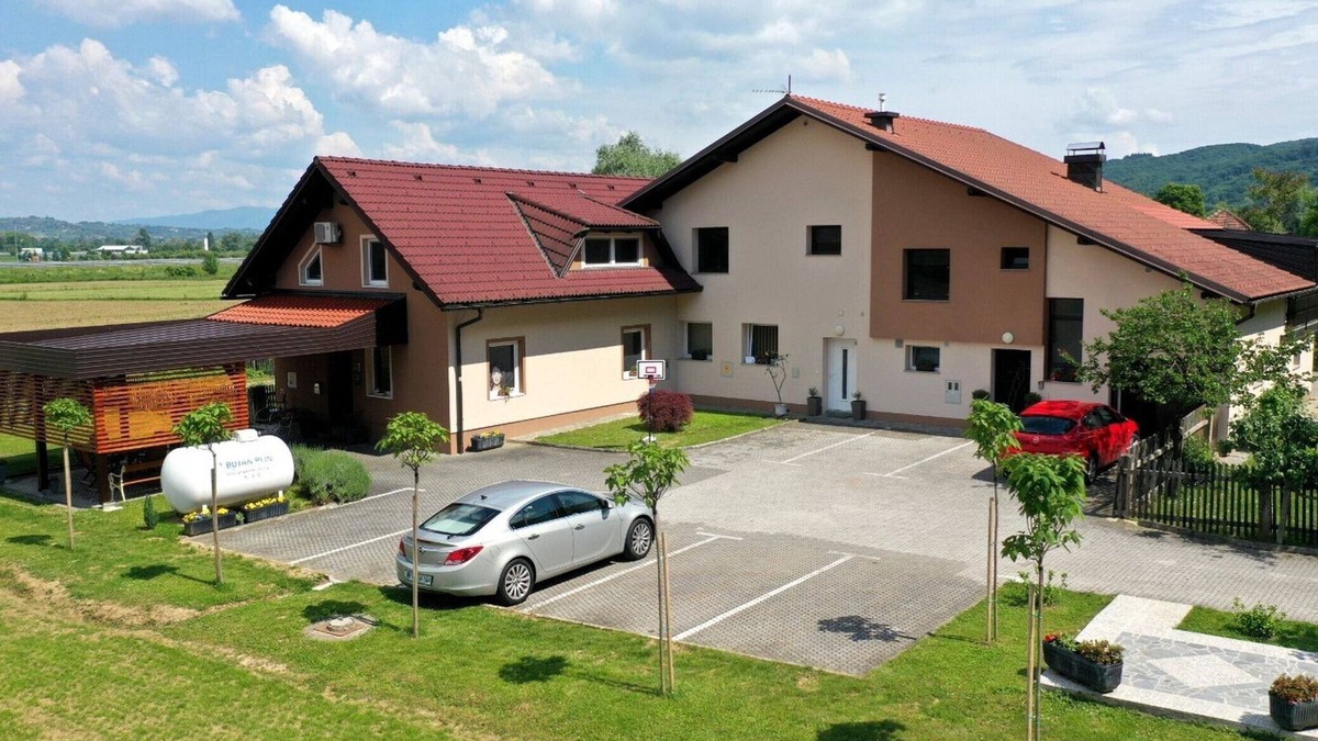 Catez ob Savi Apartment | Elegant and Stylish Retreat Apartments with Terrace - Three Bedroom Apartment with Terrace