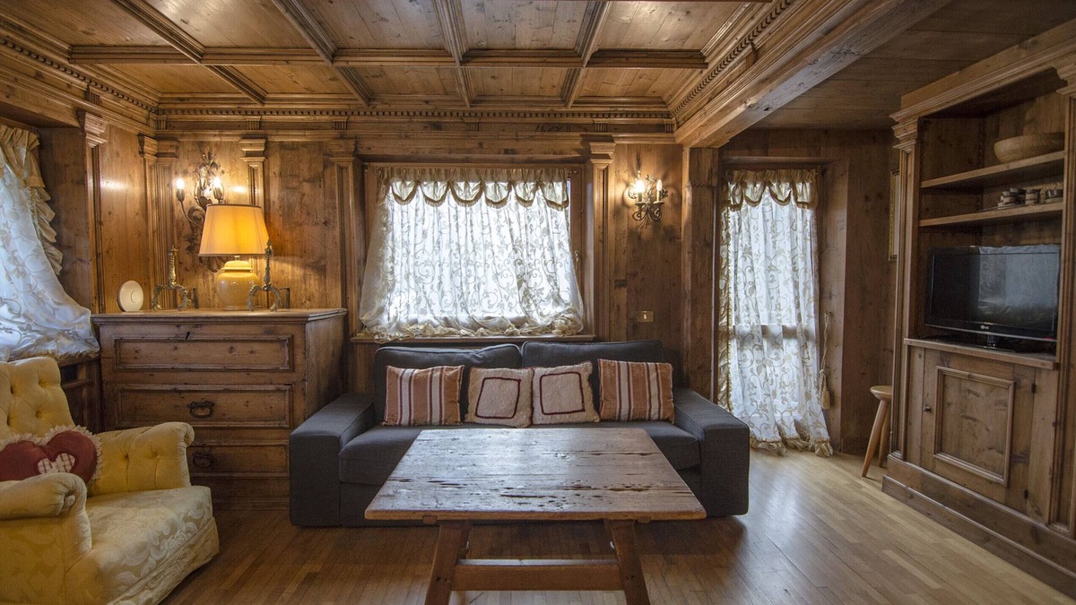 San Vito di Cadore Apartment | Elegant apartament in central area - 6 beds - WIFI