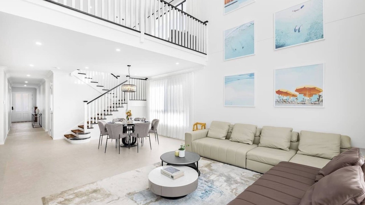 Upper Mount Gravatt House | Elegant & Convenient 4-Beds Villa w/easy access