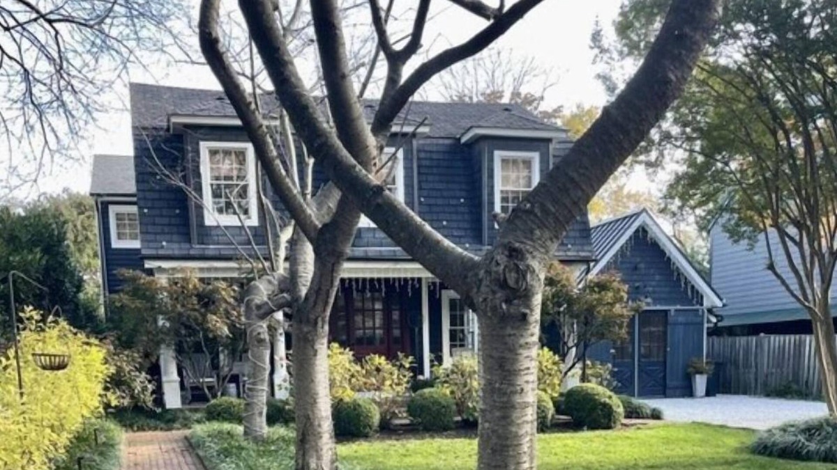Eastport House | Elegant Eastport Entertaining Dream House