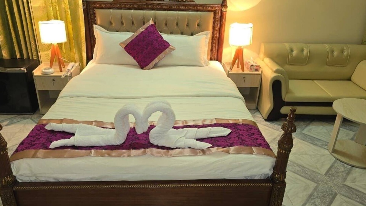 Dhaka Apartment | Elegant House in Baridhara Diplomatic Zone