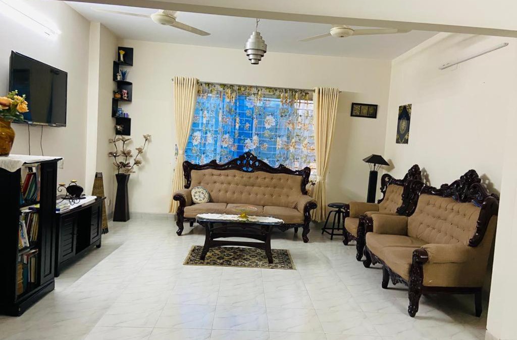 Uttara Apartment | Elegant lakeside apartment near airport in Dhaka
