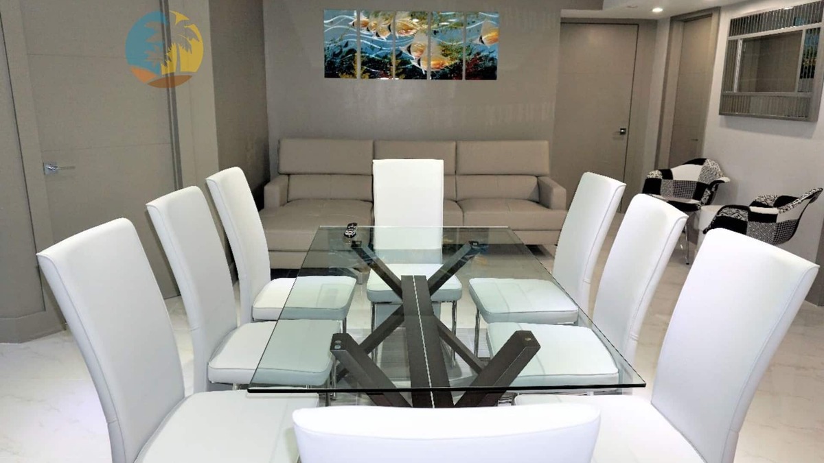 Mid Beach Apartment | Elegant Modern 4 Bedroom Beachfront for Bachelorettes - 518