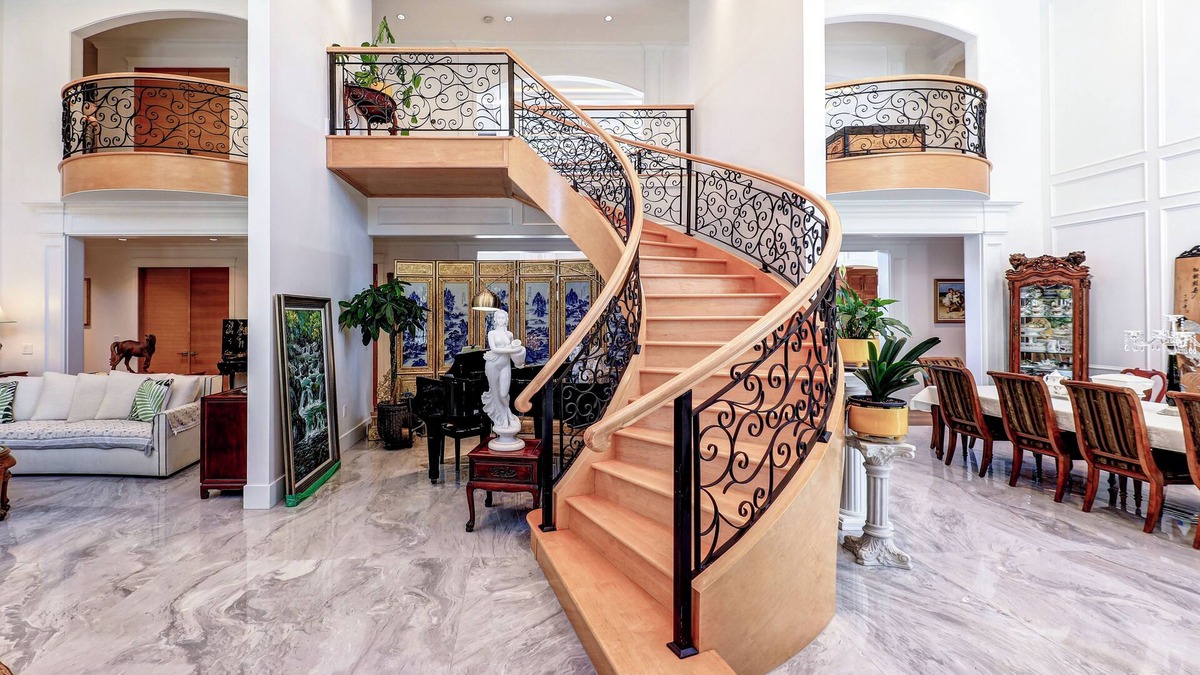 Richmond House | Elegant Private Room+ Ensuite Near Steveston & YVR