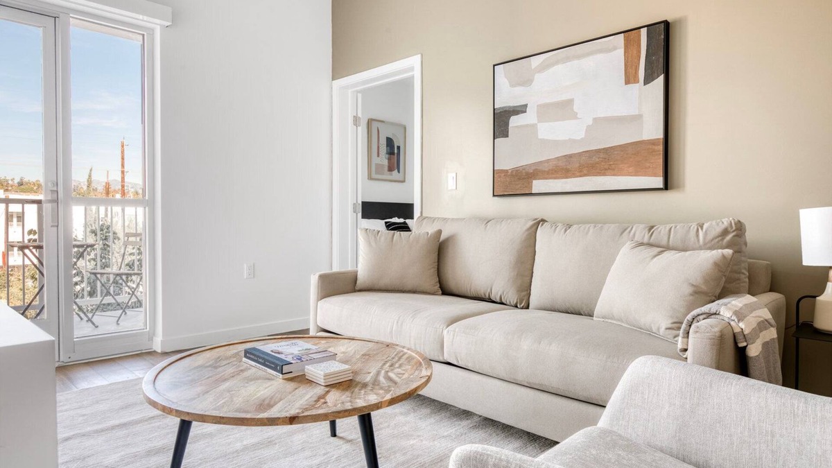 Silver Lake Apartment | Elegant Silverlake 1BR w/W/D & Roof, nr 5 & 10 freeways, by Blueground