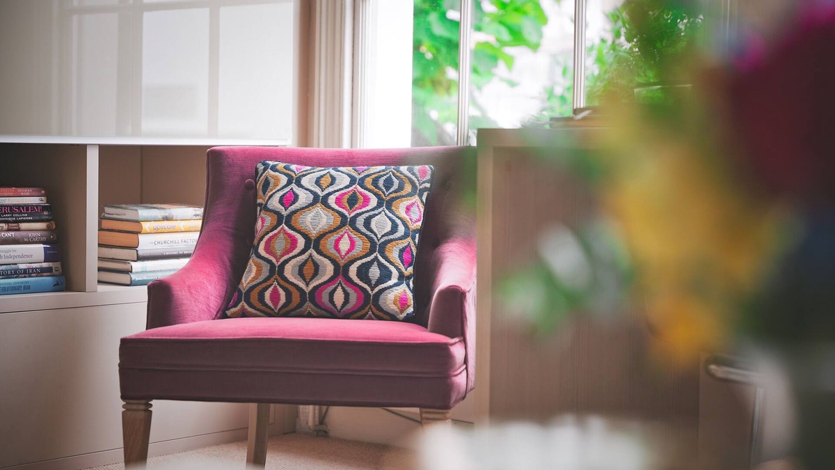 South Kensington House | Elegant South Kensington Grade II Townhouse with Private Garden Sleeps 5/6