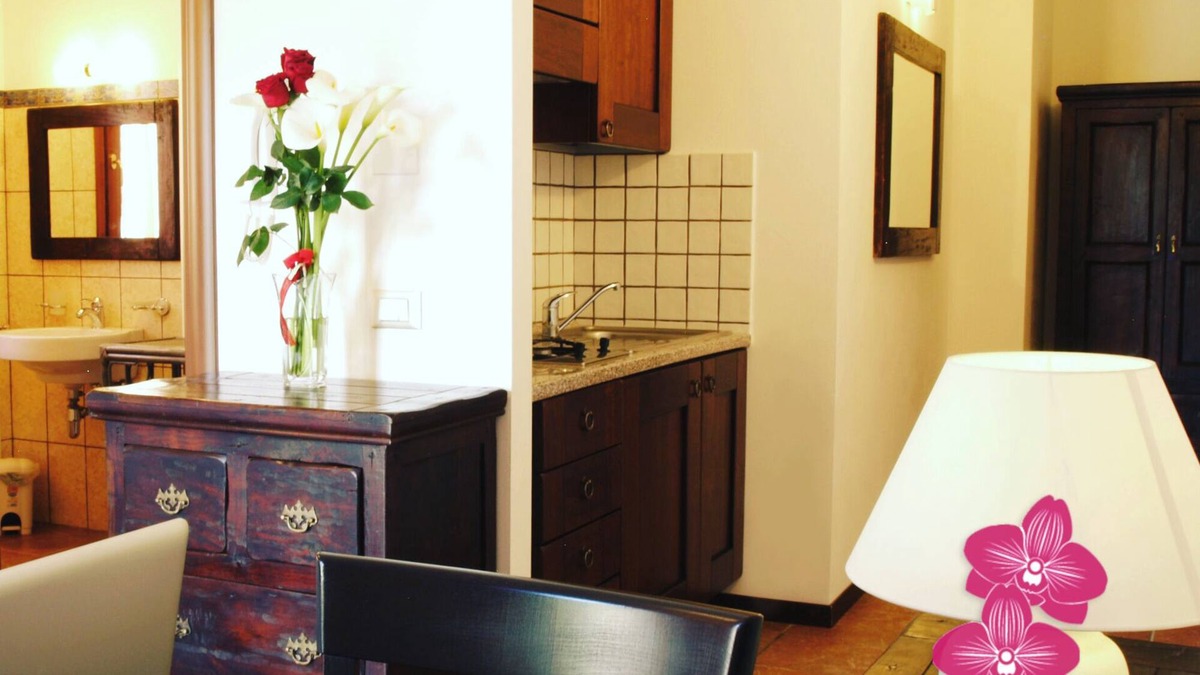 Teulada Apartment | Elegant Studio Apartment surrounded by greenery a stone's throw from the center.