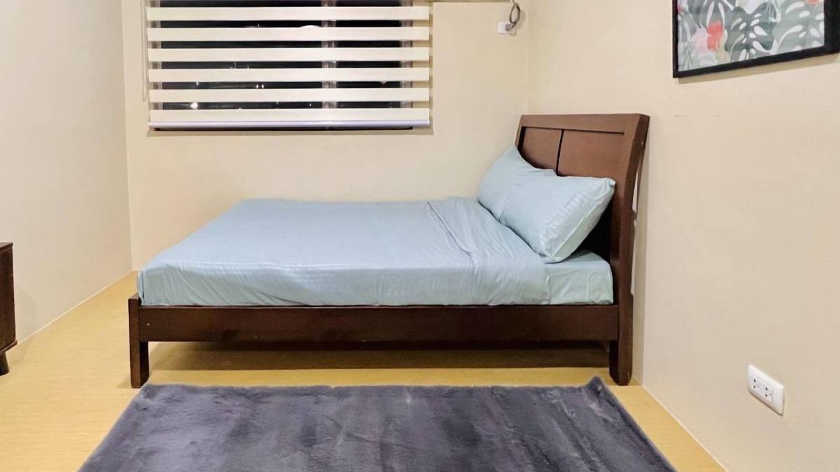 Mandurriao Apartment | Elegant Studio at Avida Towers Atria