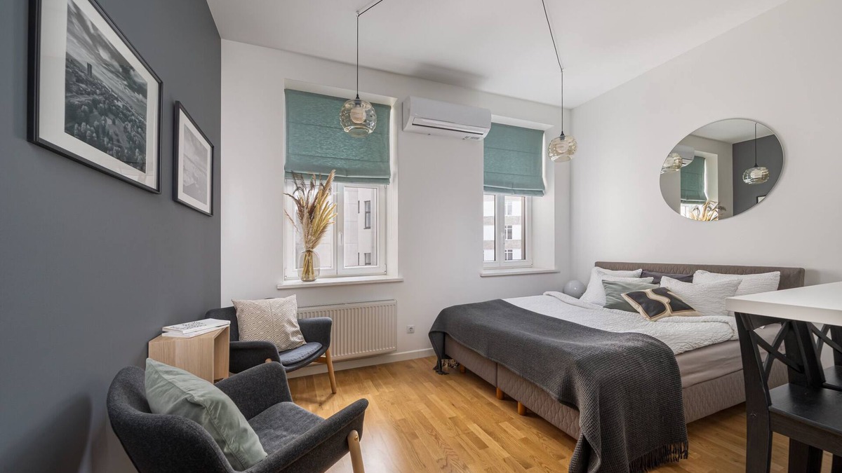 Centrs Apartment | Elegant Studio with A/C, elevator, yard view and 9 min walk to Old town