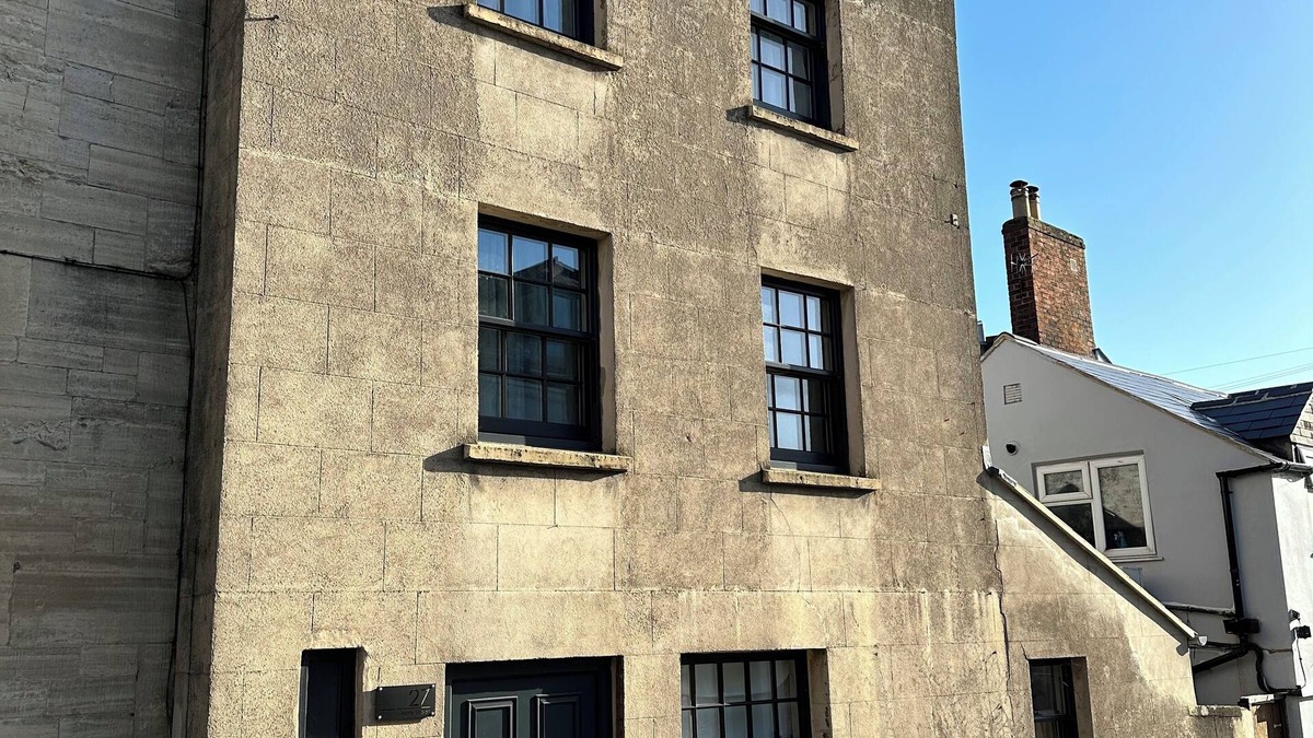 Stroud House | Elegant townhouse in Stroud - Entire Home in the Cotswolds