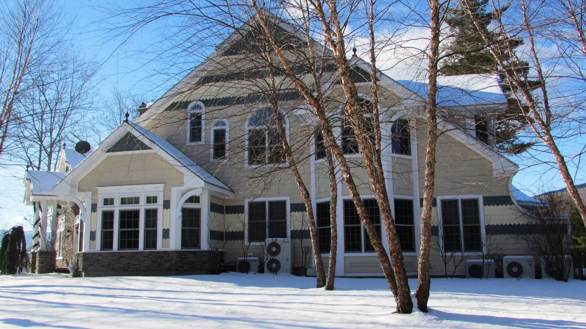 Jackson House | Elegant Vacation Home in picturesque Jackson NH perfect for reunions, gatherings