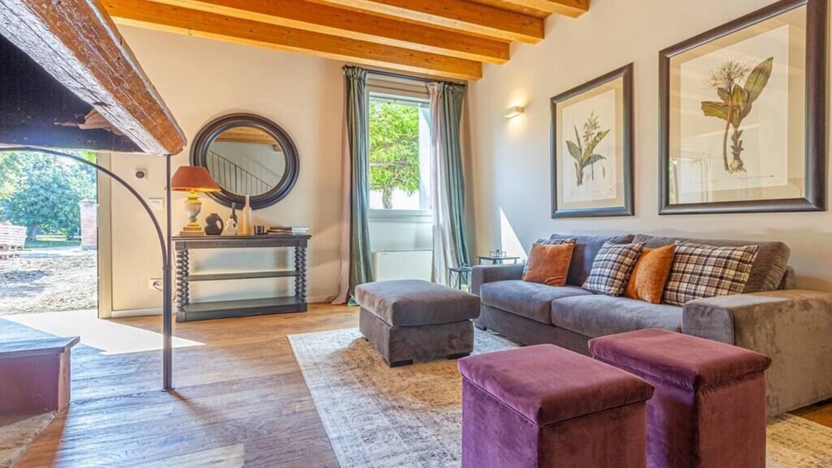 Castel Maggiore House | Elegant villa with garden on the outskirts of Bologna