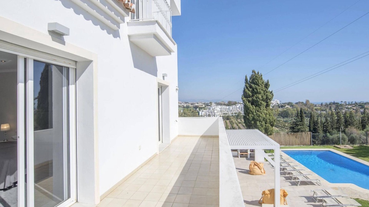 Puerto Banus Villa | Elegant Villa Retreat