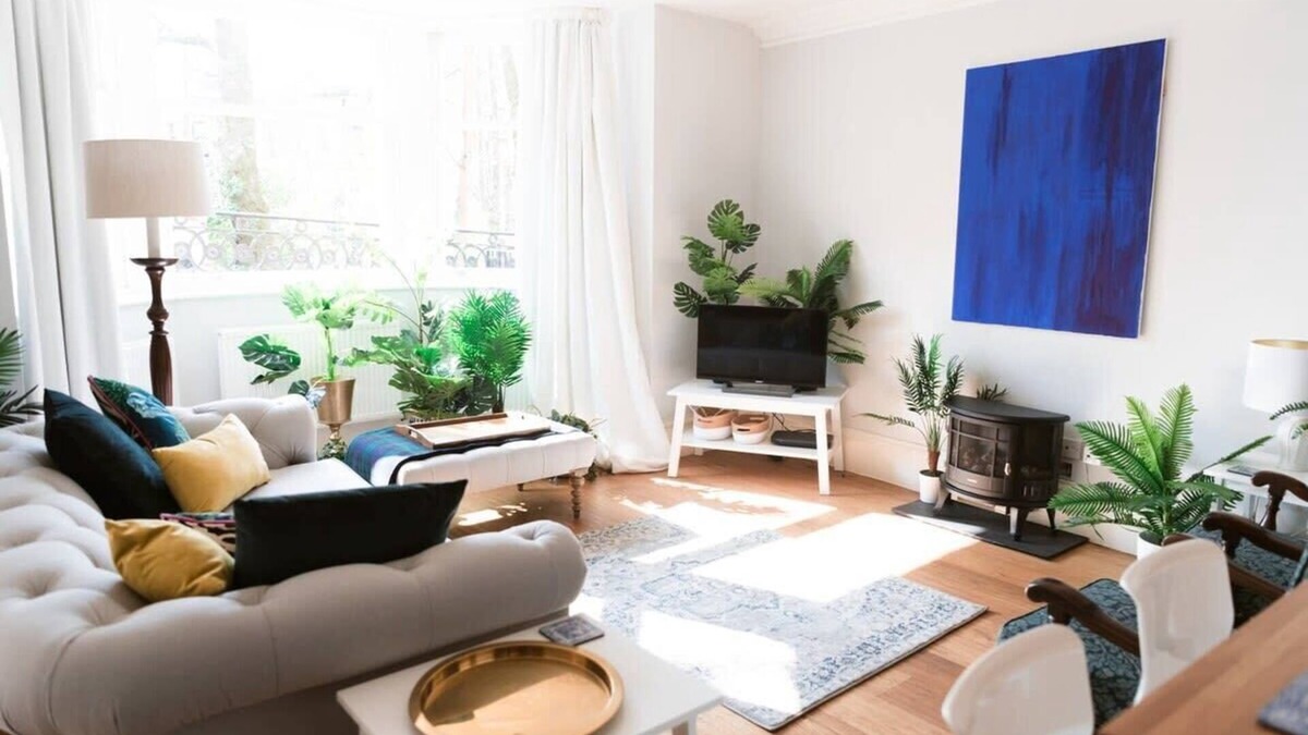 North West Apartment | Elegant West End Flat in Glasgow