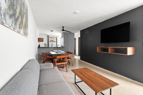 Merida House | Elegante Casa Completa. Merida, Yucatan/House MR