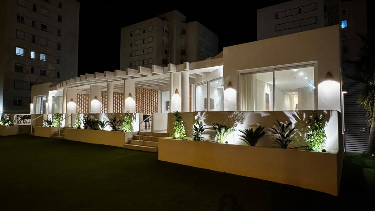 Urbanova Apartment | Elegante Casa con Vistas al mar en la Playa #3