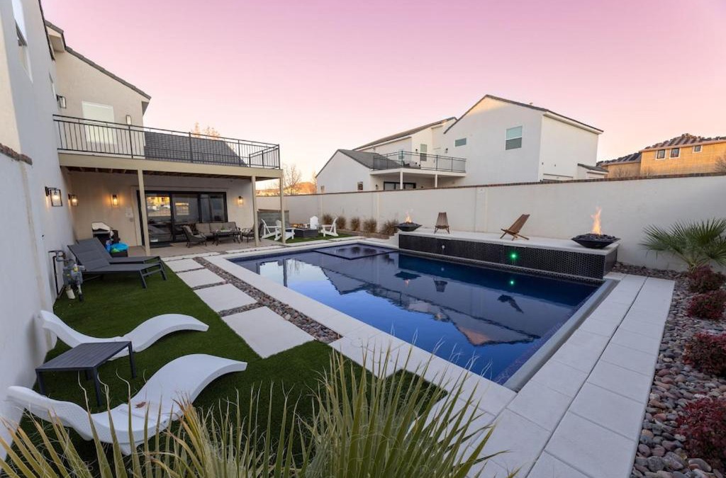 Hurricane House | Elim Valley Resort 4307 Black Rock at Sand Hollow Private Pool & Hot Tub