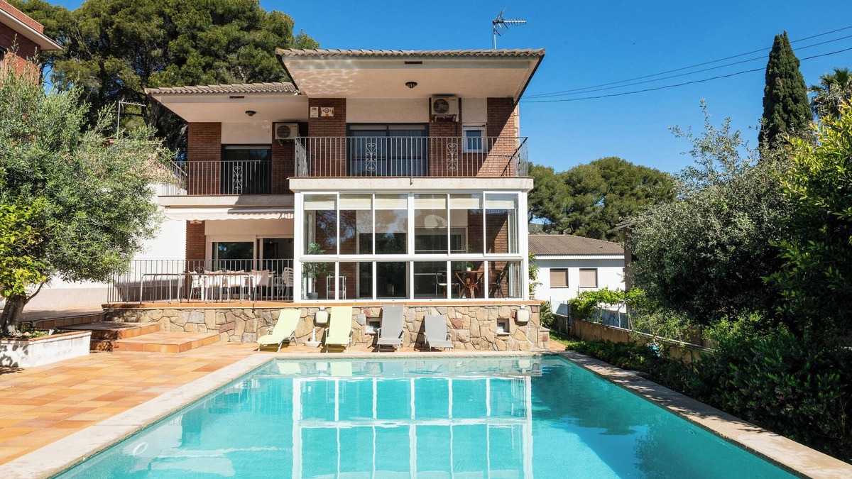 Castelldefels House | Elis House Piscina Privada Villa Mediterránea. a 10 Minutos de la Playa