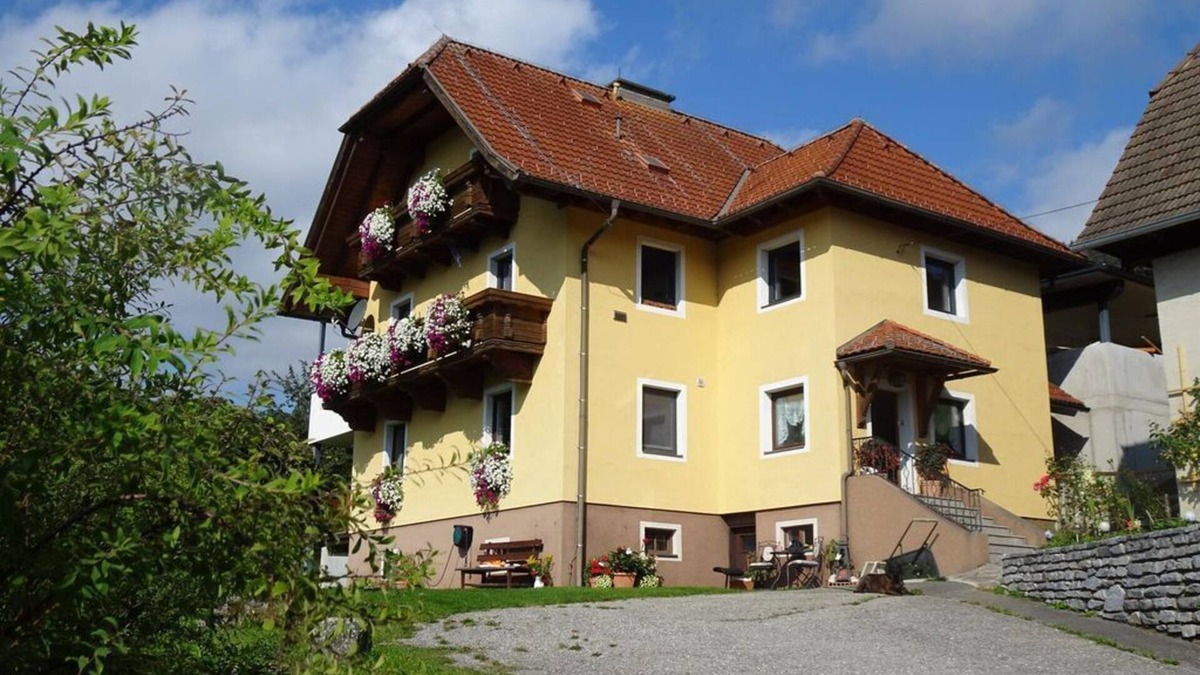 Sankt Lambrecht Apartment | Elisabeth Rappold - 1 bedroom, living/bedroom, shower/WC