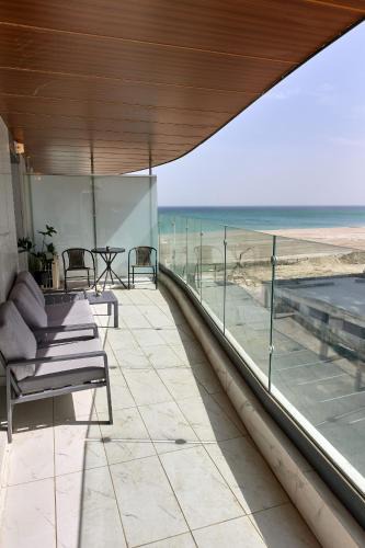 Constanta Apartment | Elite Beachfront Apartament by Casa del Mar