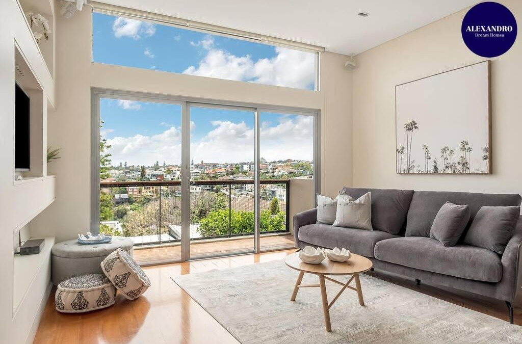 Tamarama House | ELITE BEACHSIDE HOLIDAY HOME / TAMARAMA
